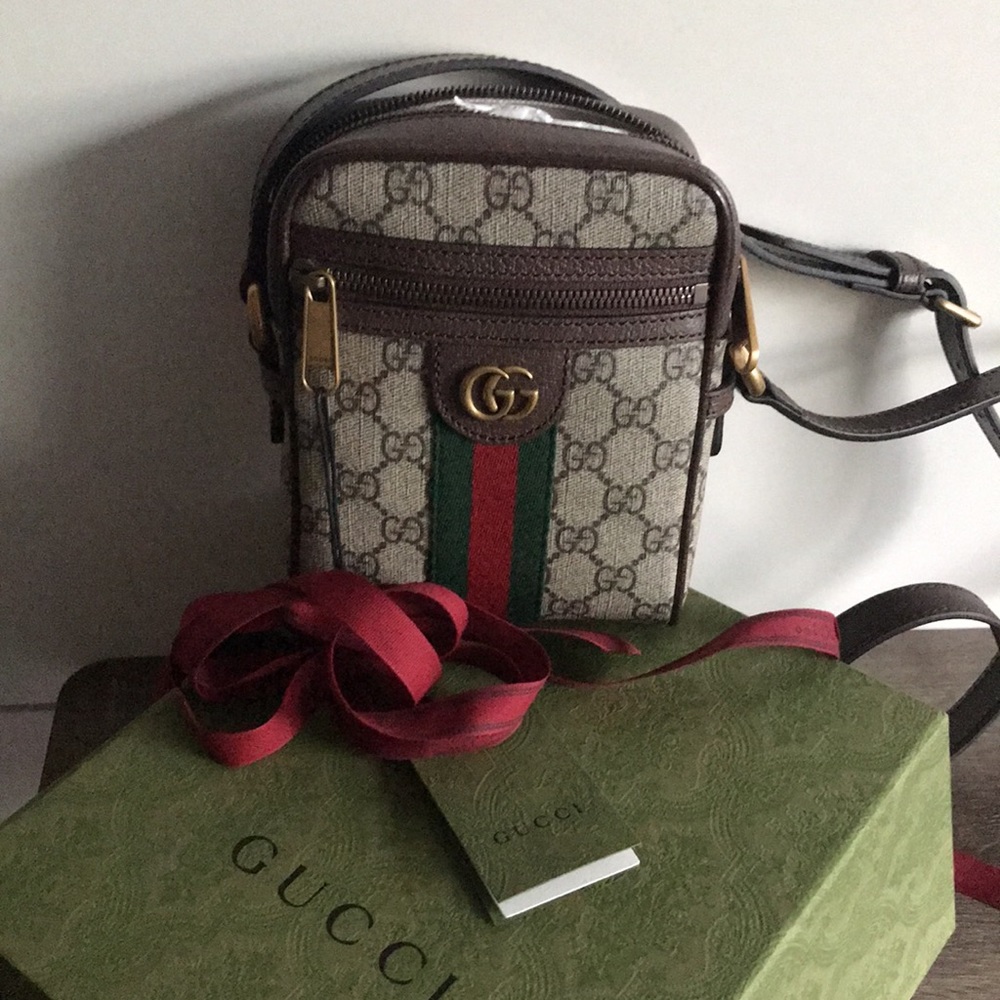 Gucci bag, new w/tag, dust bag, box, tissue&ribbon